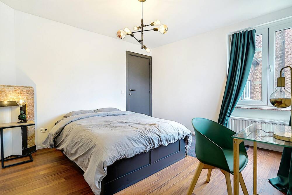 Appartement à louer à Charleroi 6000 650.00€ 1 chambres 315.00m² - annonce 82696