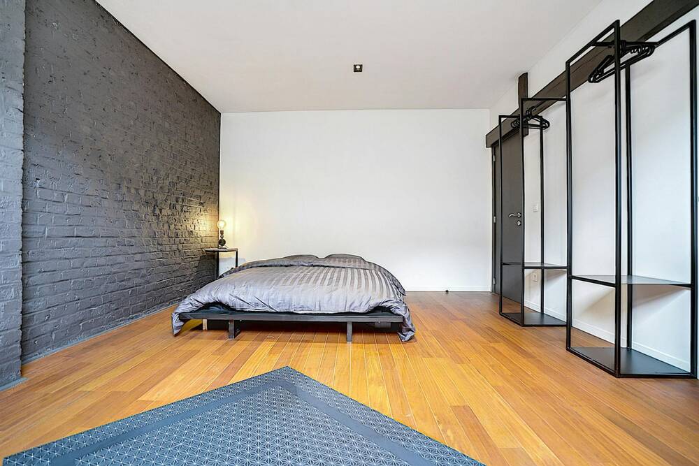 Appartement à louer à Charleroi 6000 625.00€ 1 chambres 315.00m² - annonce 82701