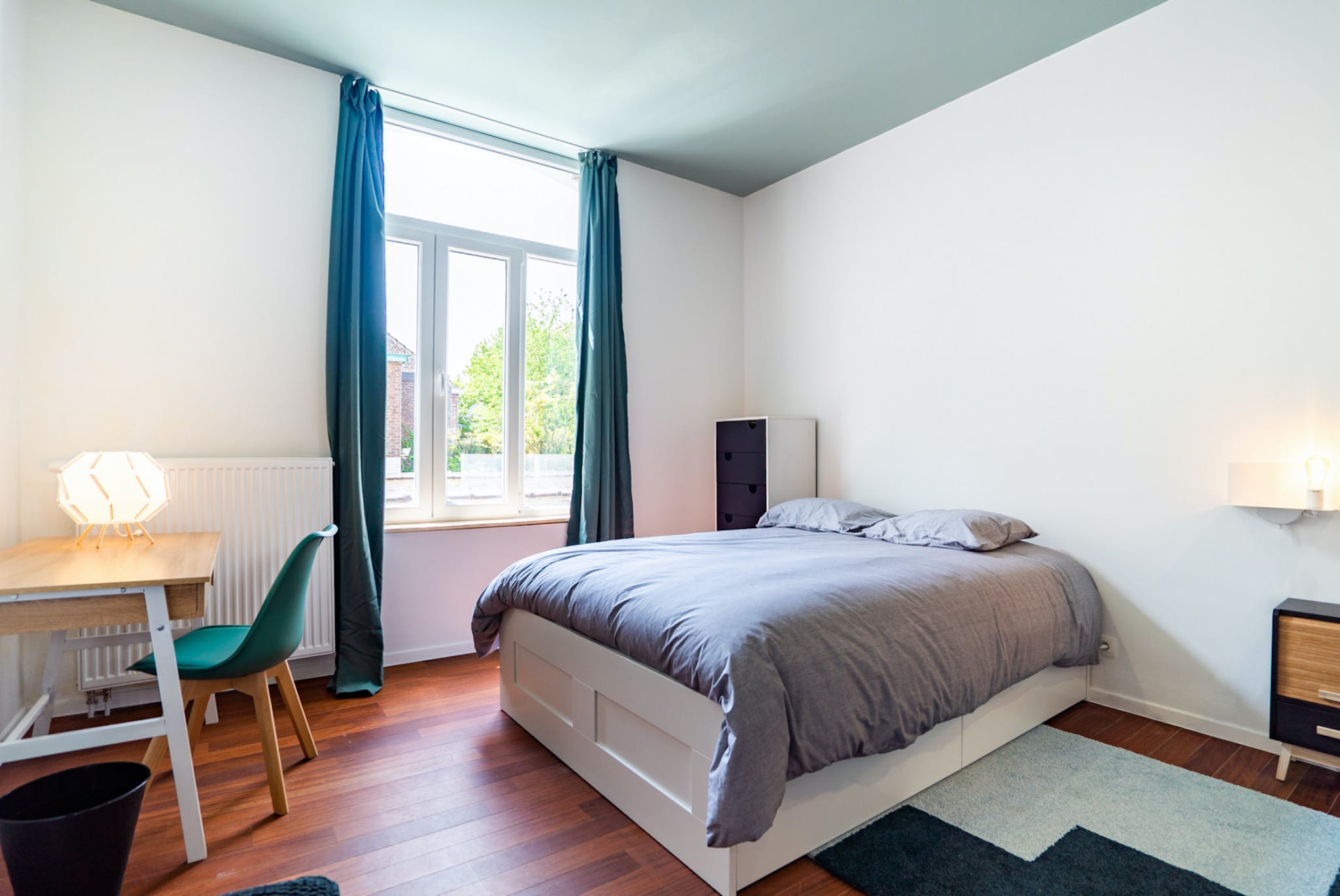Appartement à louer à Charleroi 6000 560.00€ 1 chambres 200.00m² - annonce 1019658