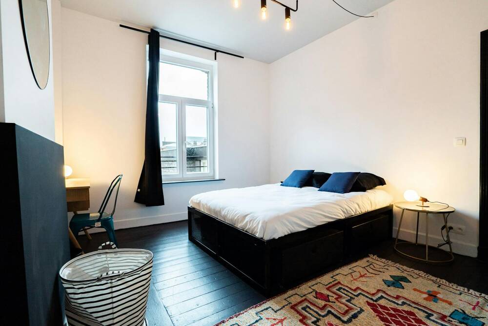 Appartement à louer à Charleroi 6000 450.00€ 1 chambres 220.00m² - annonce 83869