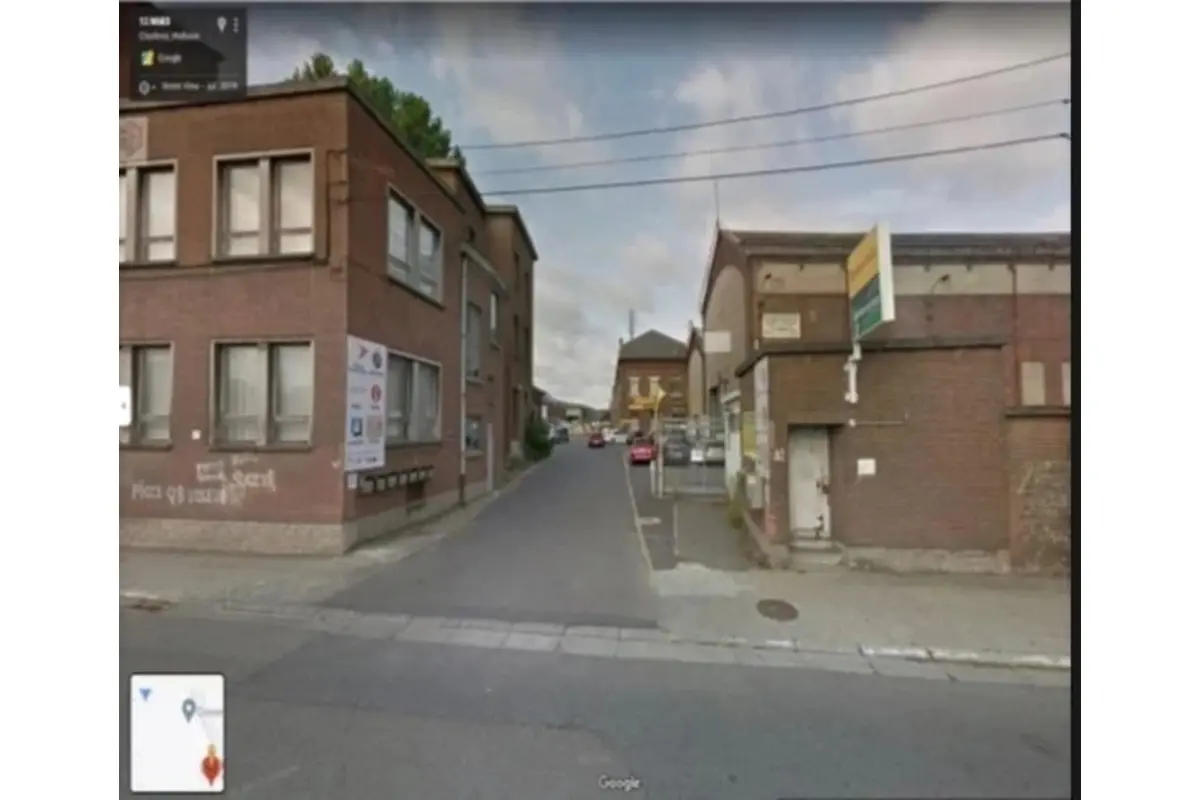 Commerce à louer à Monceau-sur-Sambre 6031 2750.00€ 0 chambres m² - annonce 1784