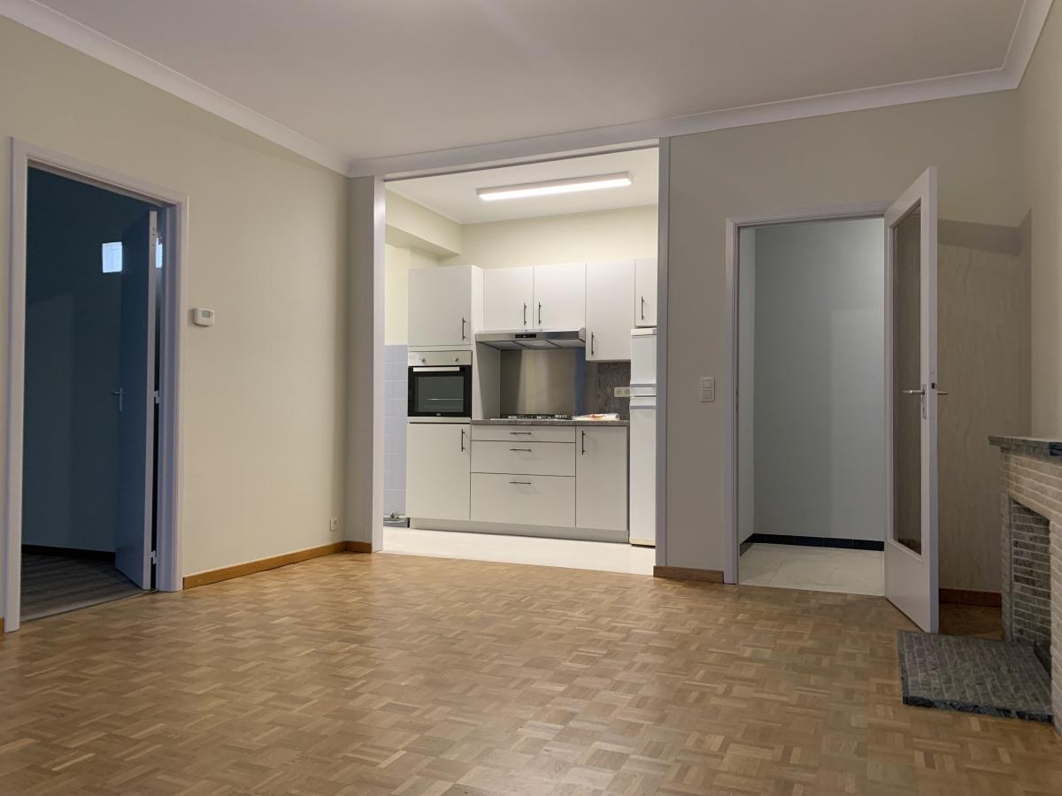 Appartement à à Mons 7000 650.00€ 2 chambres 77.00m² - annonce 2995