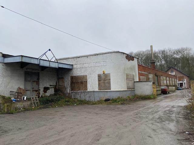 Parking / garage à louer à Roux 6044 6000.00€ chambres m² - annonce 4007