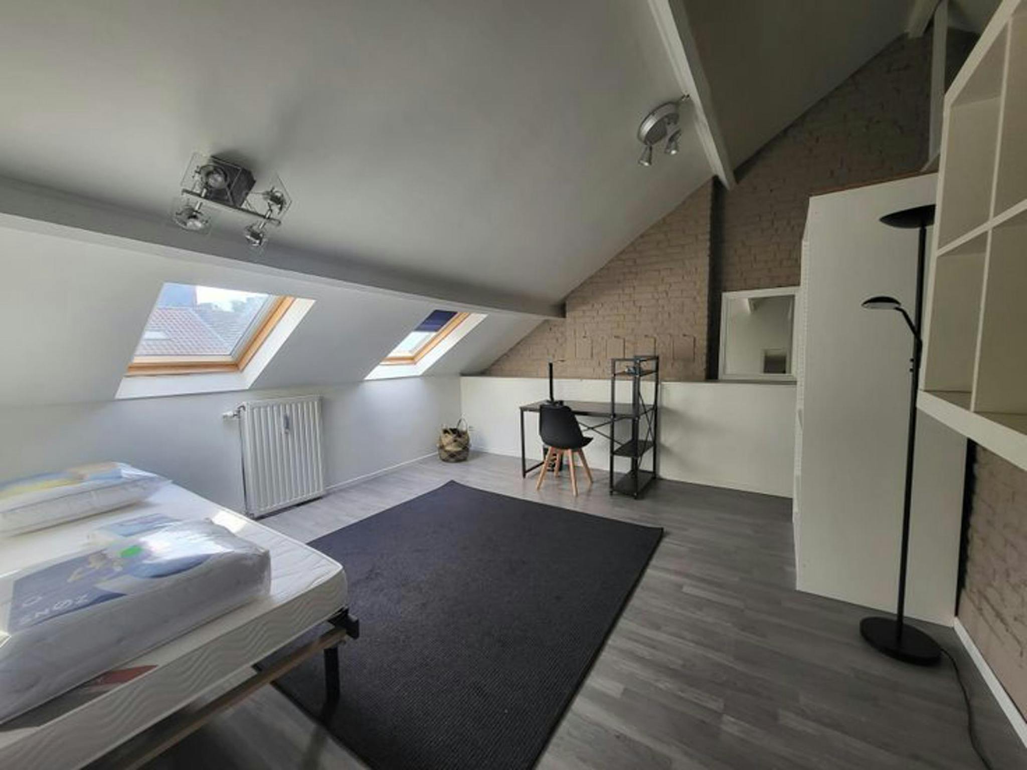 Appartement à louer à Charleroi 6000 380.00€ 1 chambres 215.00m² - annonce 342782