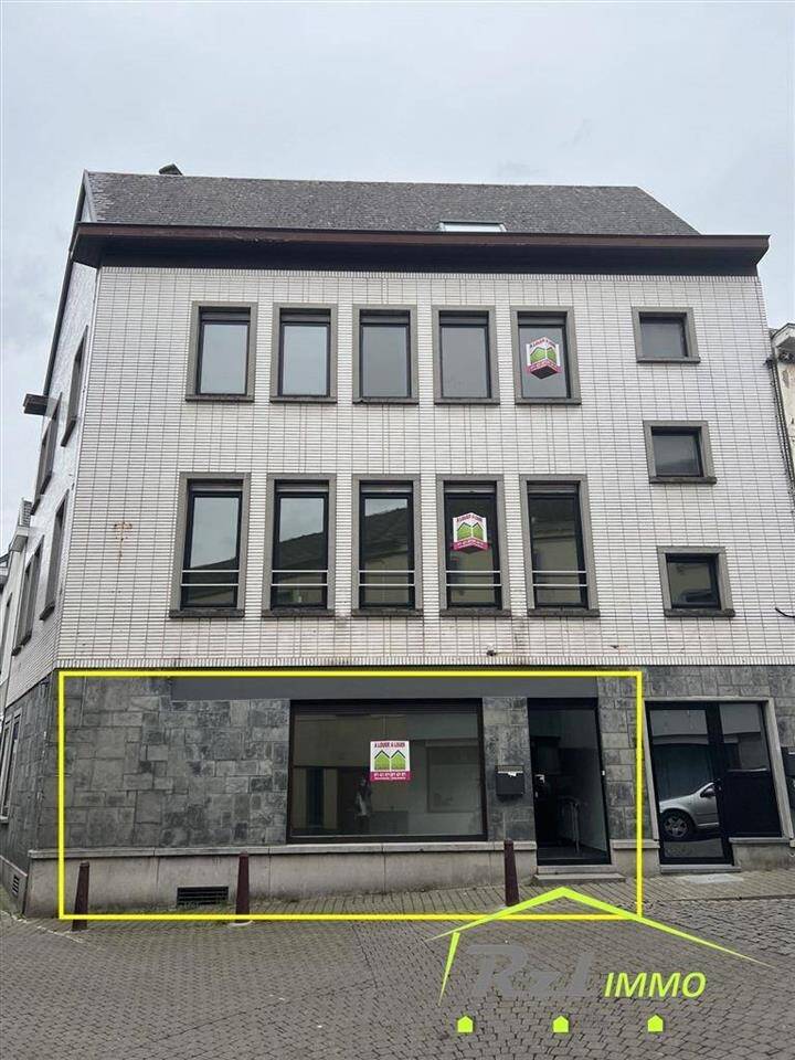 Commerce à louer à Fontaine-l'Evêque 6140 250.00€ chambres m² - annonce 8160