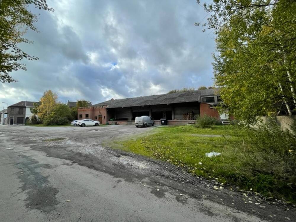 Commerce à vendre à Bouffioulx 6200 750000.00€ chambres 2200.00m² - annonce 9347