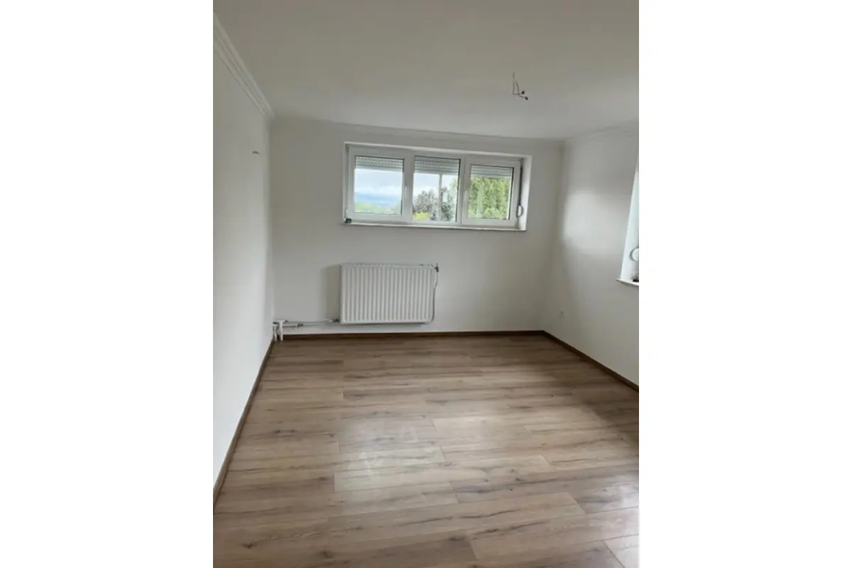 Commerce à louer à Anderlues 6150 700.00€  chambres 52.00m² - annonce 10690