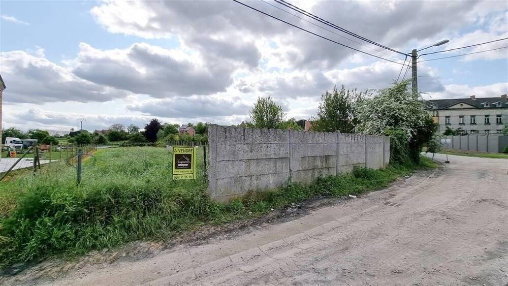 Terrain à vendre à Angre 7387 55000.00€ chambres m² - annonce 11116