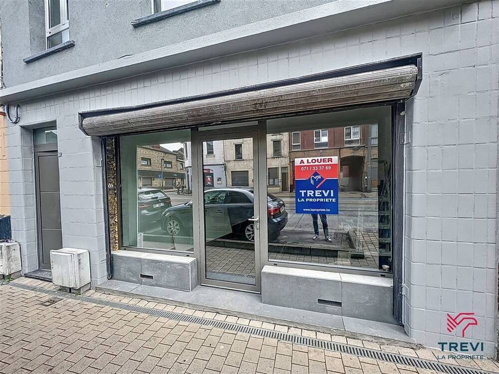 Commerce à louer à Lodelinsart 6042 700.00€ chambres 50.00m² - annonce 199421