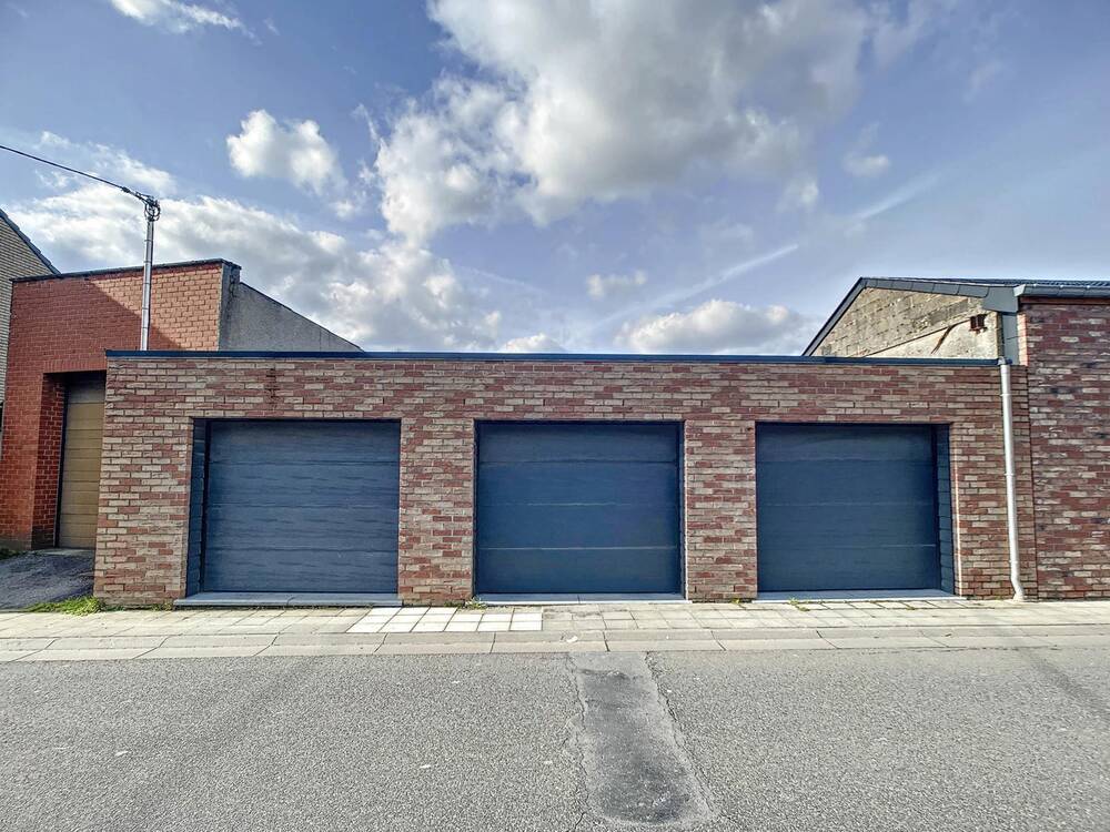 Parking / garage à vendre à Forchies-la-Marche 6141 99000.00€  chambres m² - annonce 1109306