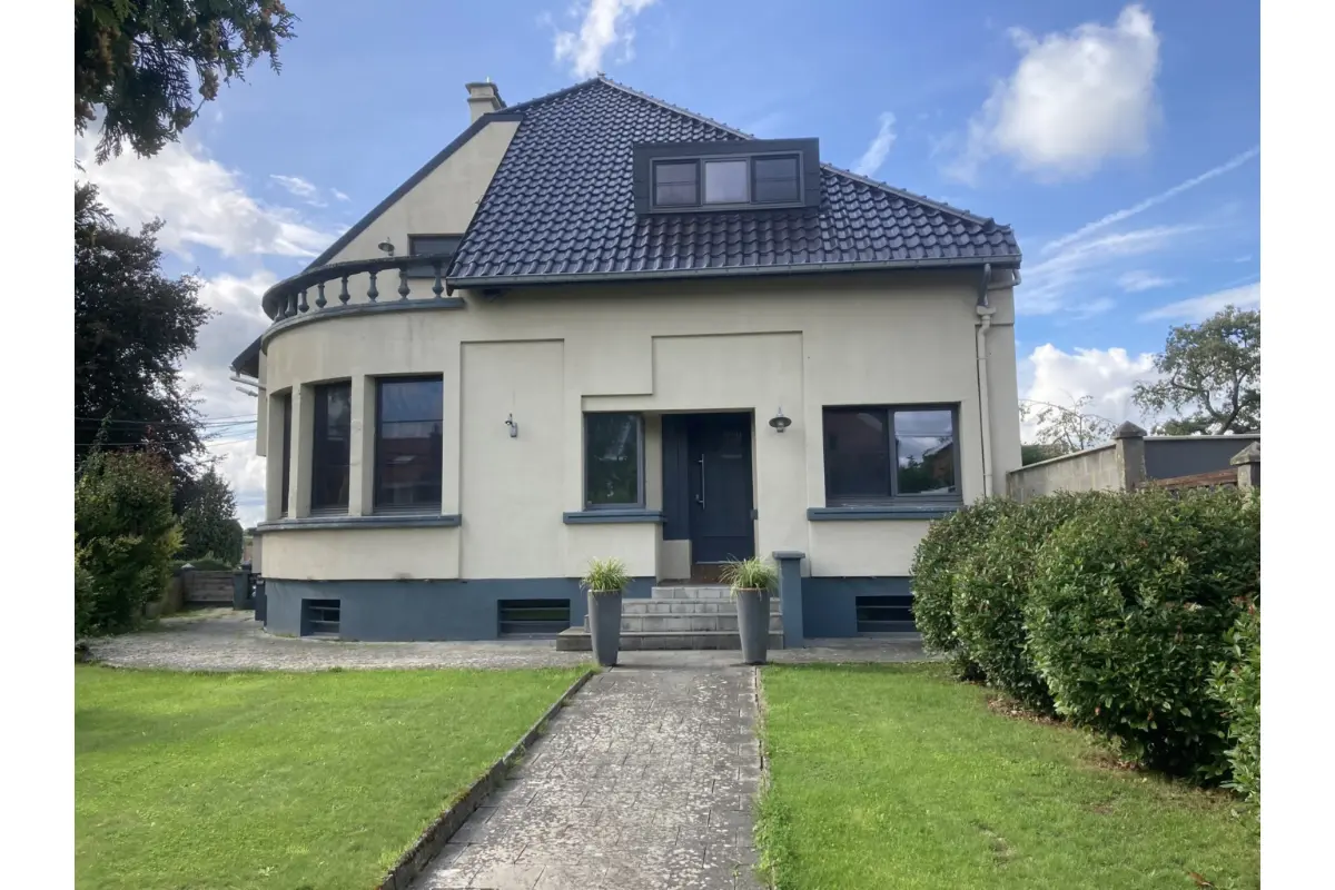 Commerce à louer à Braine-le-Comte 7090 625.00€  chambres 25.00m² - annonce 19131