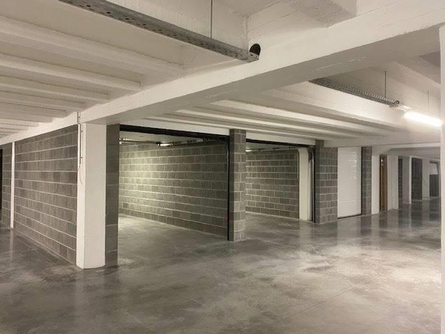 Box à à Mouscron 7700 154.00€ chambres m² - annonce 20859