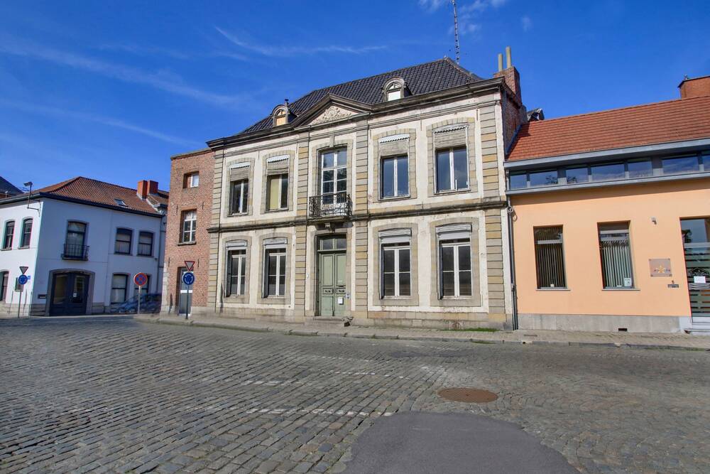 Maison de maître à vendre à Tournai 7500 575000.00€ 6 chambres 767.00m² - annonce 1186281