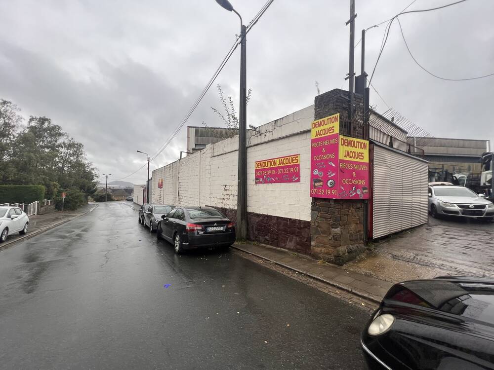 Commerce à vendre à Lodelinsart 6042 180000.00€ chambres 448.00m² - annonce 25405