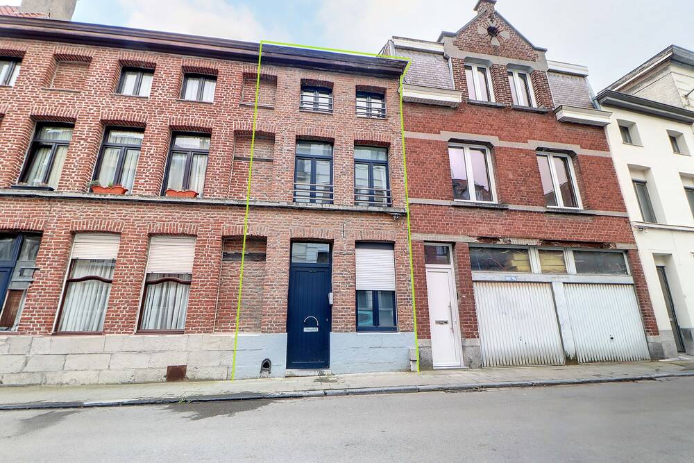 Immeuble mixte à vendre à Tournai 7500 179000.00€ 3 chambres m² - annonce 1302589