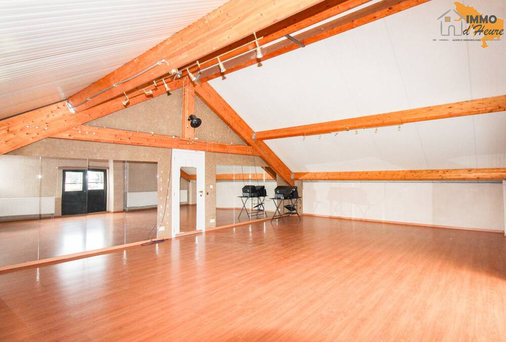 Commerce à louer à Epinois 7134 900.00€ chambres 102.00m² - annonce 36564