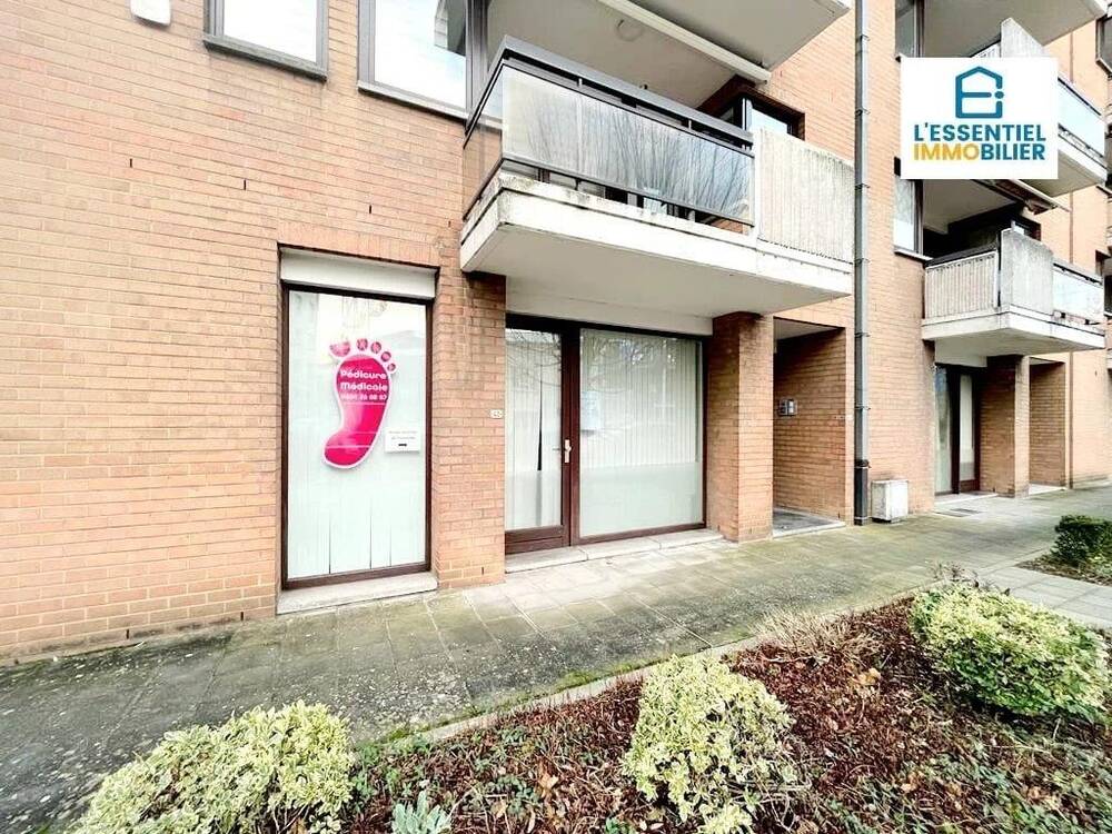 Commerce à louer à Charleroi 6000 450.00€  chambres m² - annonce 1348935