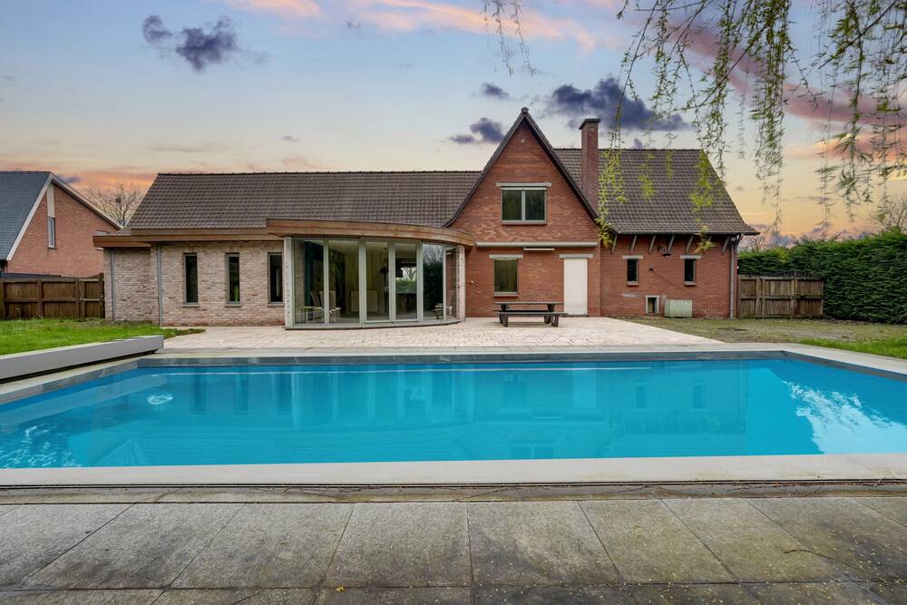 Villa à vendre à Roucourt 7601 620000.00€ 3 chambres 360.00m² - annonce 1326998