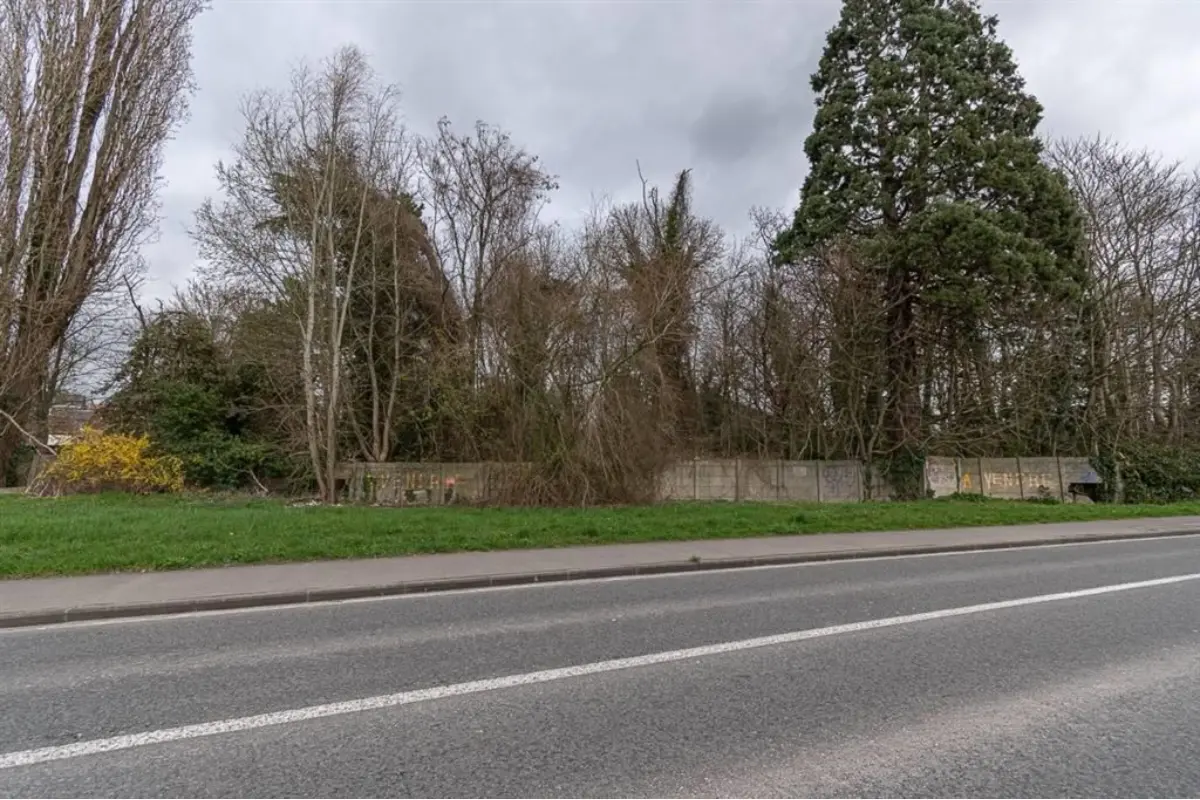 Terrain à  à Trivières 7100 395000.00€  chambres m² - annonce 40680