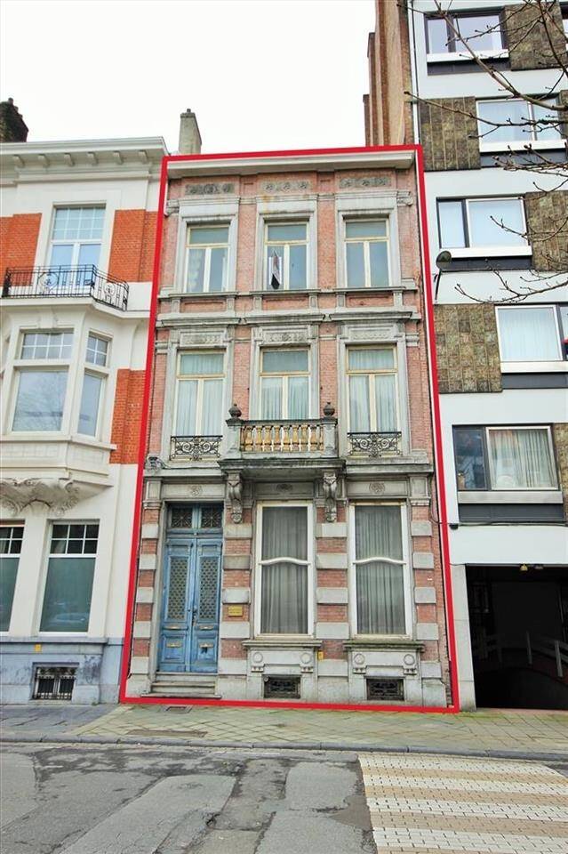 Maison à vendre à Charleroi 6000 209000.00€ 7 chambres 339.00m² - annonce 1332692