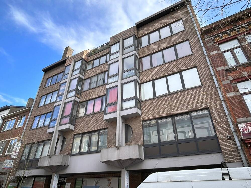 Studio à vendre à Charleroi 6000 70000.00€  chambres 41.00m² - annonce 1335412