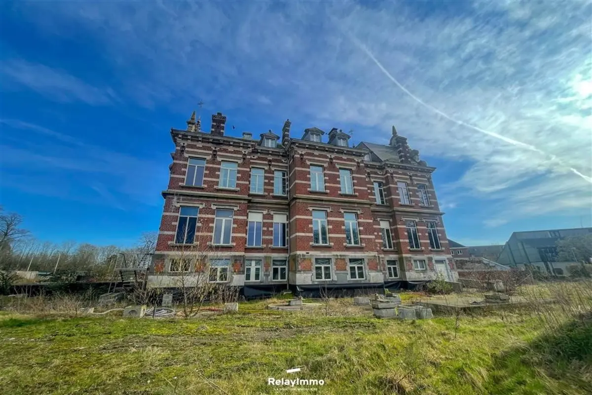Maison à vendre à Ramegnies-Chin 7520 1950000.00€ 12 chambres 1920.00m² - annonce 45102