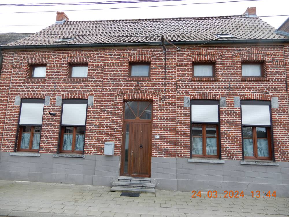 Maison à vendre à Leuze-en-Hainaut 7900 275000.00€ 4 chambres 150.00m² - annonce 1343588