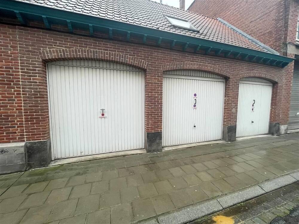 Parking / garage à louer à Tournai 7500 110.00€  chambres 20.00m² - annonce 1360747