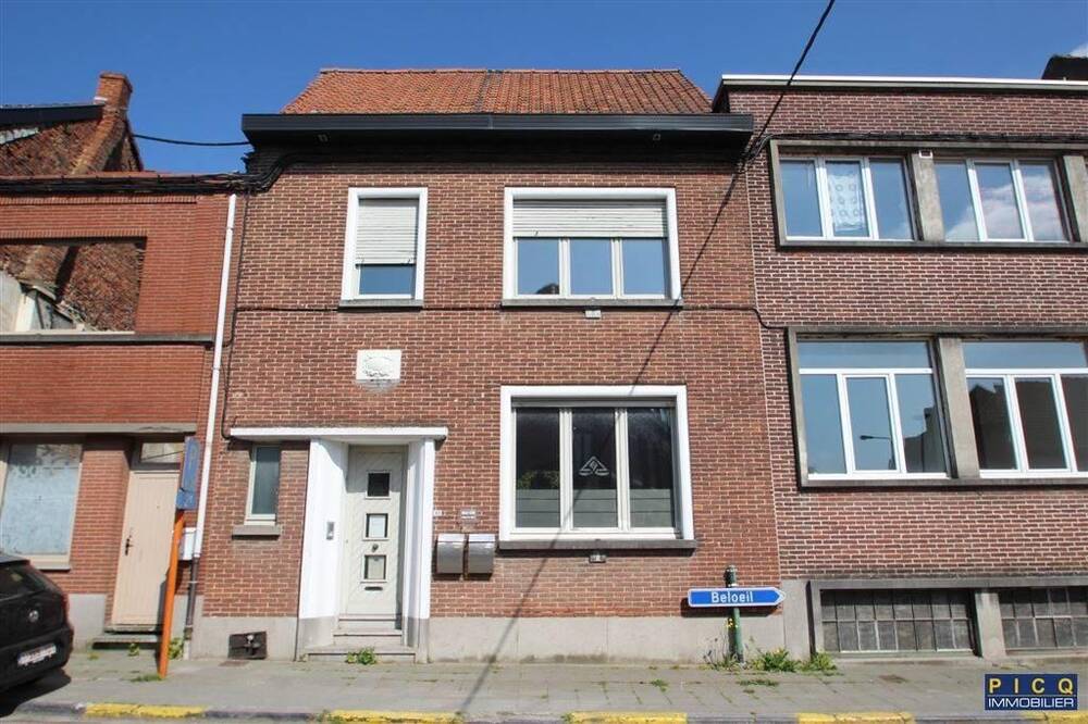 Maison à vendre à Leuze-en-Hainaut 7900 175000.00€ 3 chambres m² - annonce 1379947
