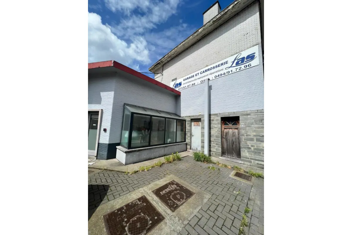 Immeuble de rapport - Immeuble à appartement à vendre à Marchienne-au-Pont 6030 149000.00€ 2 chambres 170.00m² - annonce 78281