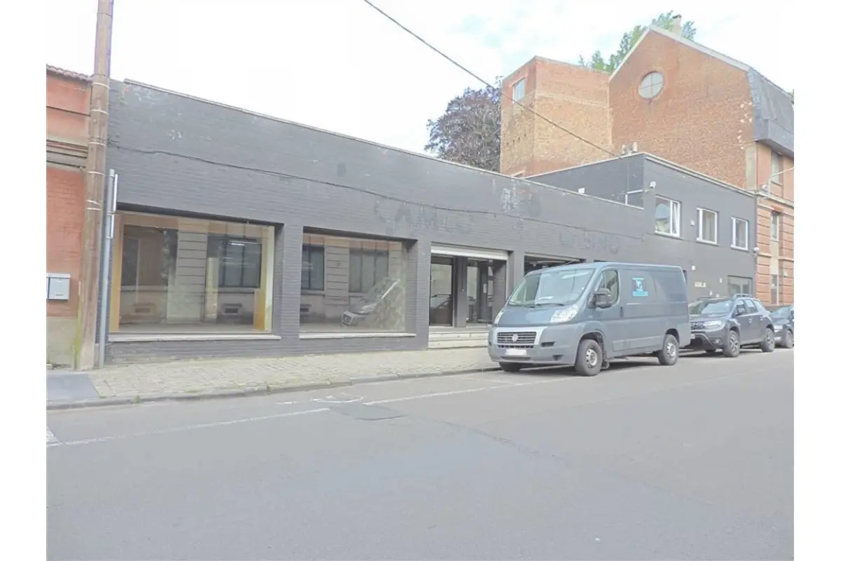 Commerce à louer à Péruwelz 7600 1400.00€  chambres m² - annonce 103502