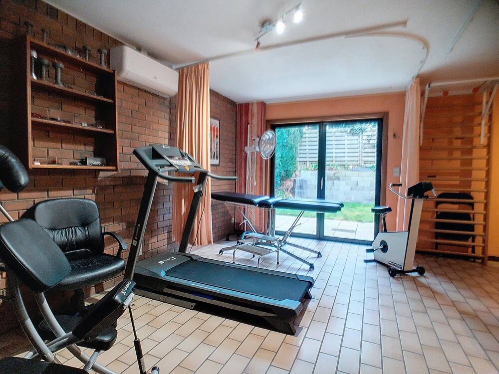 Commerce à à Binche 7130 500.00€ chambres 25.00m² - annonce 112783