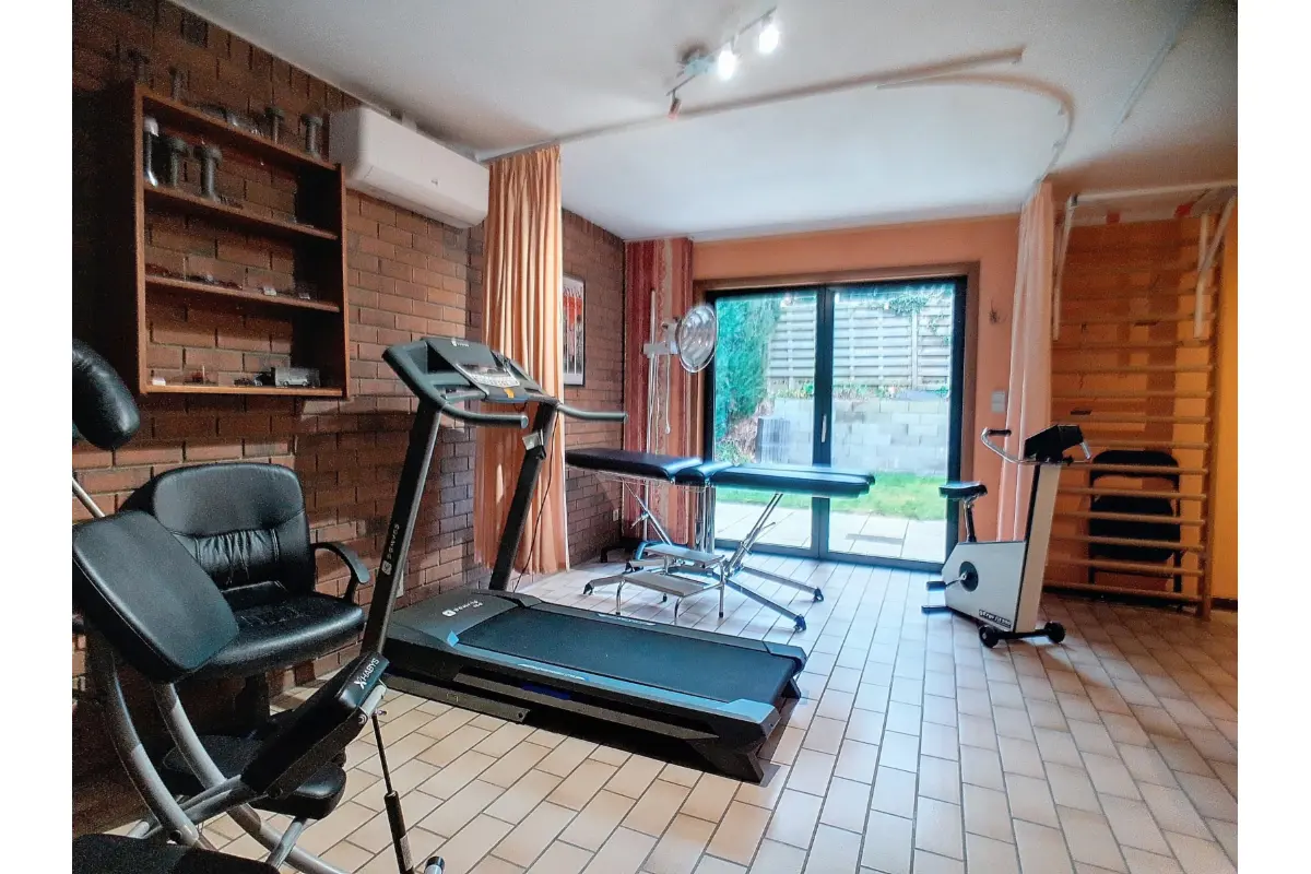 Commerce à  à Binche 7130 500.00€  chambres 25.00m² - annonce 112783