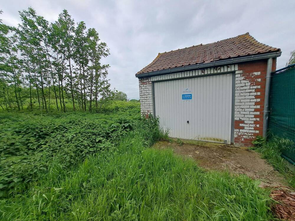 Parking / garage à vendre à Estaimpuis 7730 15000.00€ chambres m² - annonce 136321