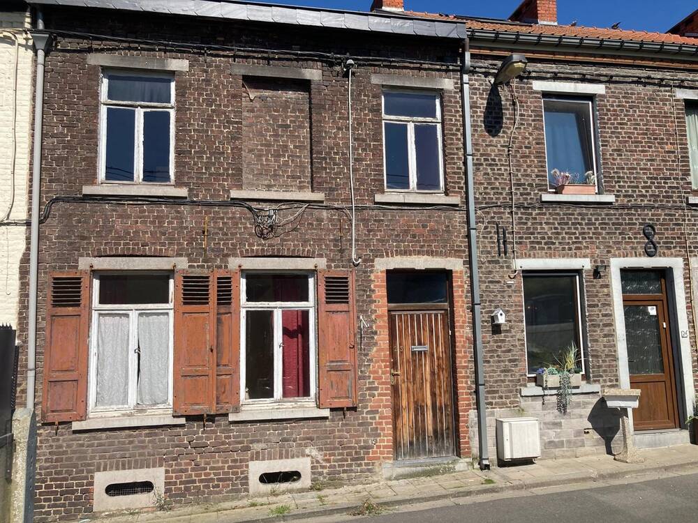 Maison à vendre à Roux 6044 65000.00€ 3 chambres m² - annonce 538602