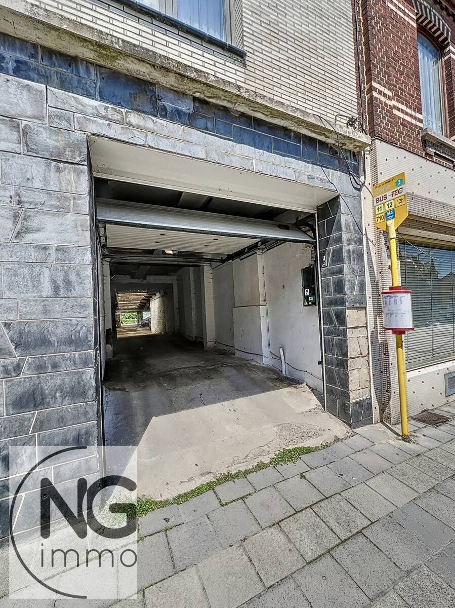Parking / garage à vendre à Gilly 6060 125000.00€ chambres m² - annonce 152577