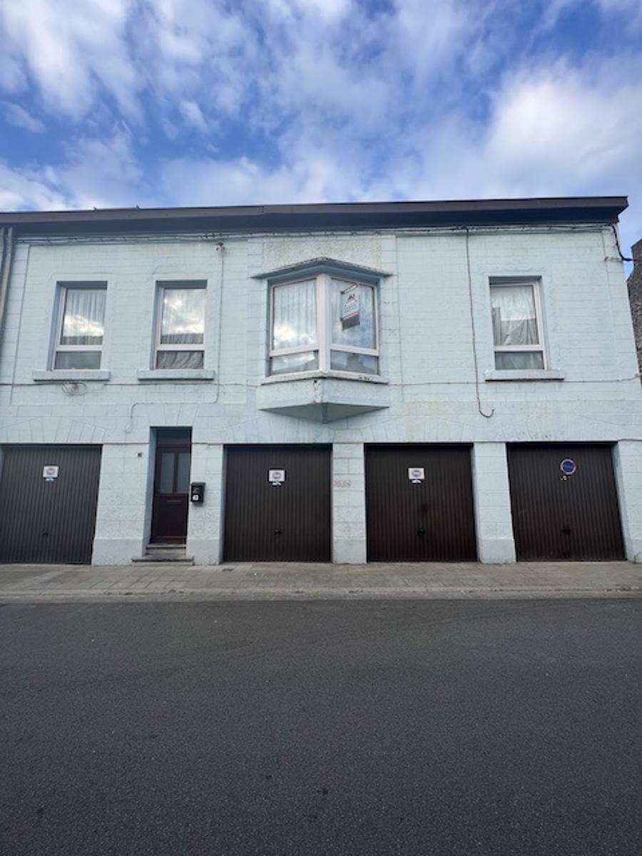 Maison à vendre à Marchienne-au-Pont 6030 130000.00€ 4 chambres 150.00m² - annonce 349841