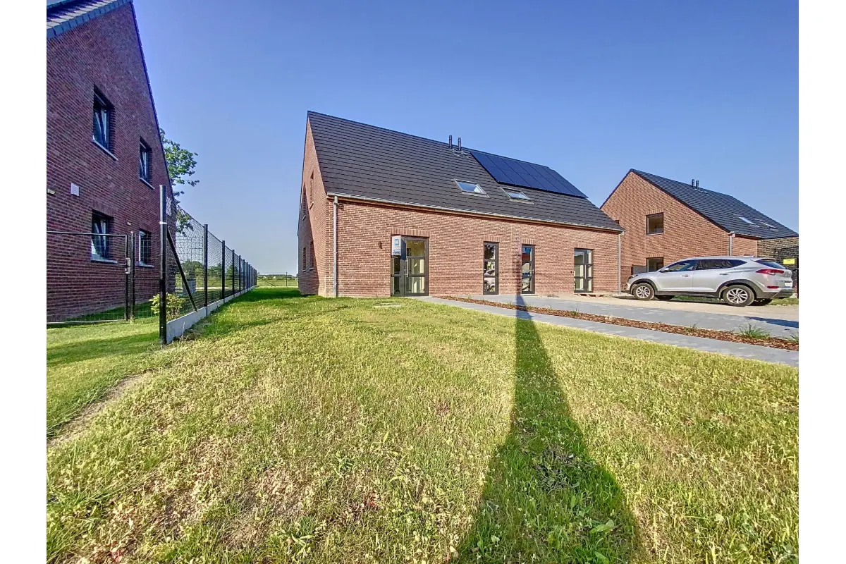 Maison à vendre à Saint-Léger 7730 0.00€ 3 chambres 153.00m² - annonce 725542
