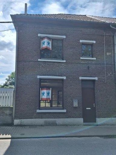 Maison à vendre à Péronnes-lez-Binche 7134 119000.00€ 0 chambres m² - annonce 156153