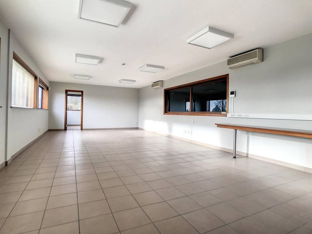 Commerce à louer à Mouscron 7700 1325.00€ chambres m² - annonce 156037