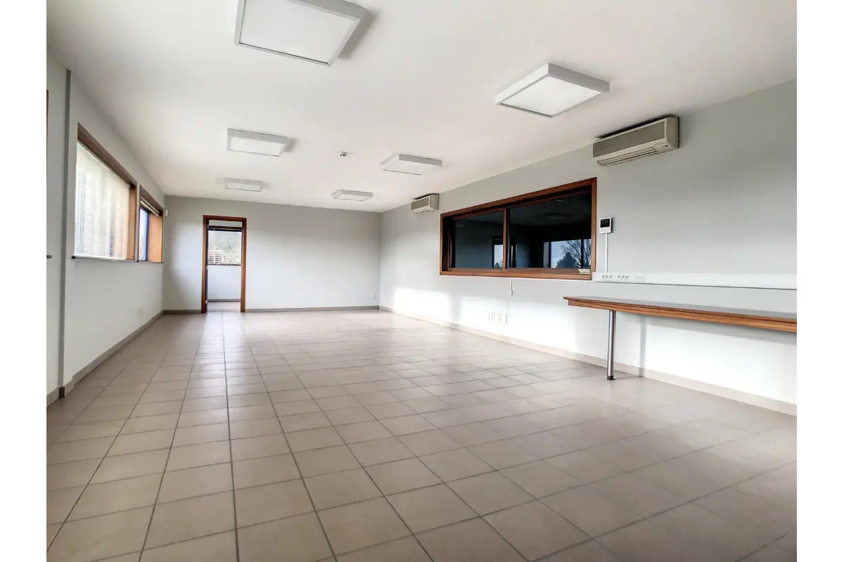 Commerce à louer à Mouscron 7700 1325.00€  chambres m² - annonce 156037