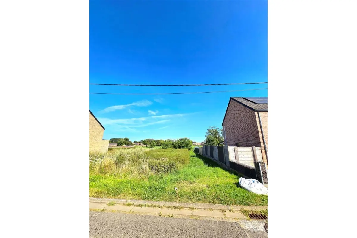 Terrain à vendre à Neufmaison 7332 65000.00€  chambres m² - annonce 188637