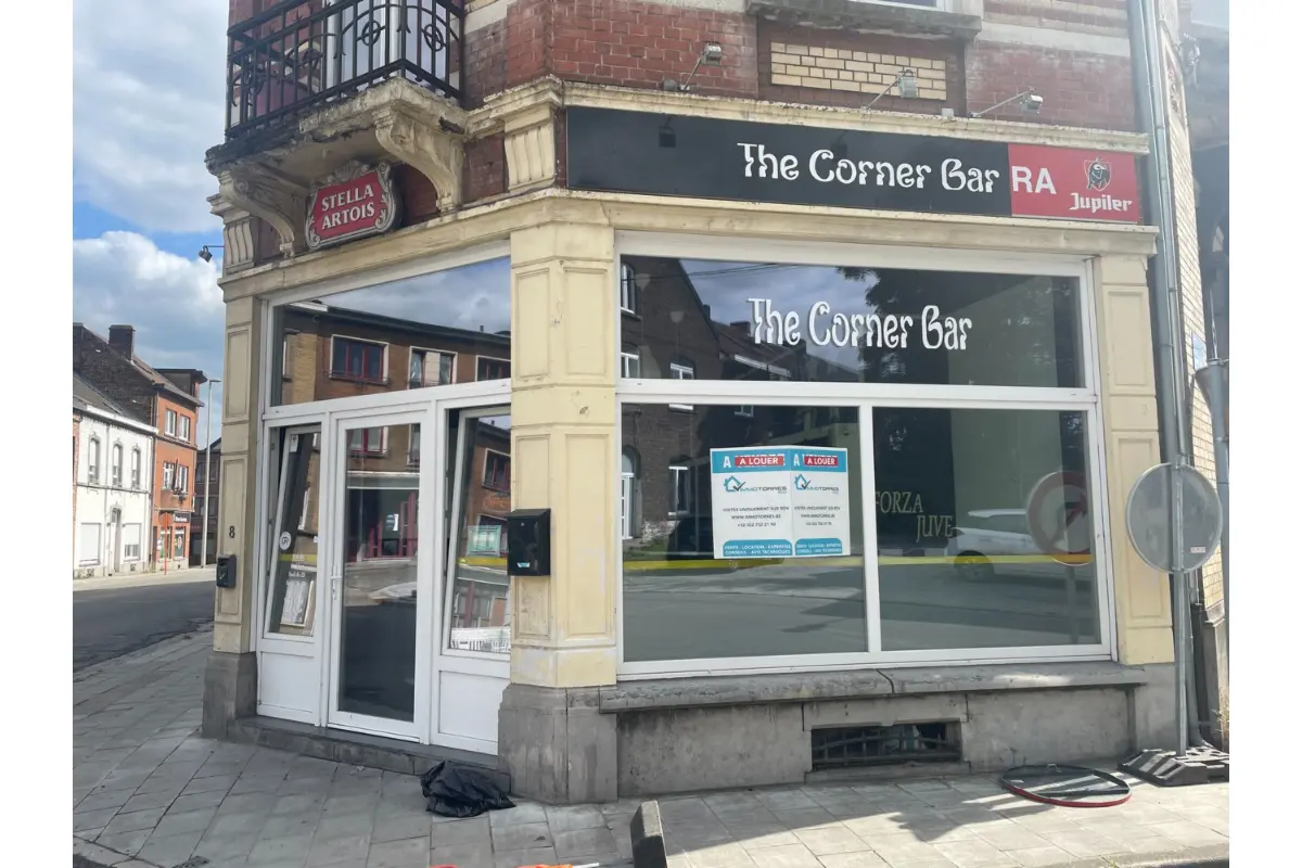Commerce à louer à Montignies-sur-Sambre 6061 900.00€  chambres m² - annonce 190552