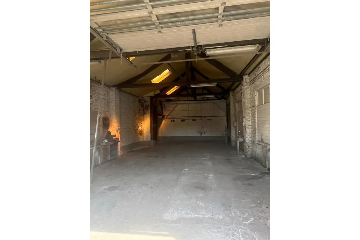 Commerce à louer à Fontaine-l'Evêque 6140 800.00€  chambres 105.00m² - annonce 204382