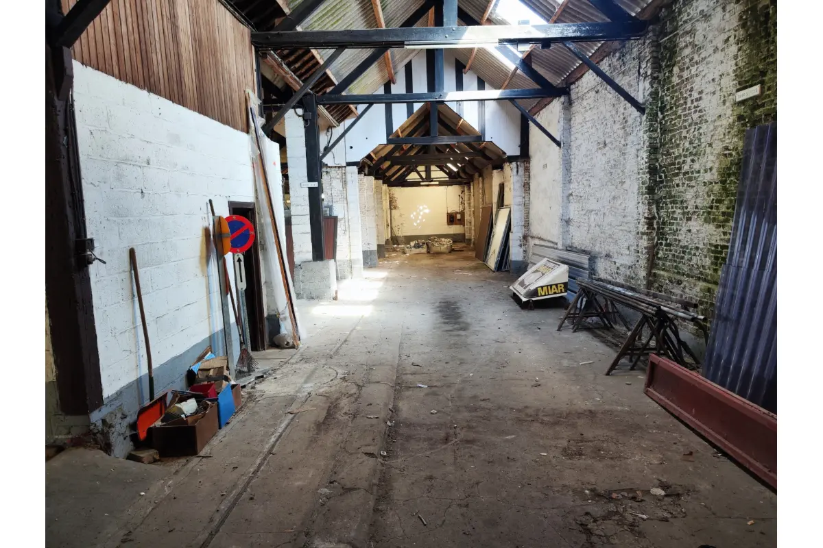 Commerce à louer à Fontaine-l'Evêque 6140 1200.00€  chambres 185.00m² - annonce 204381