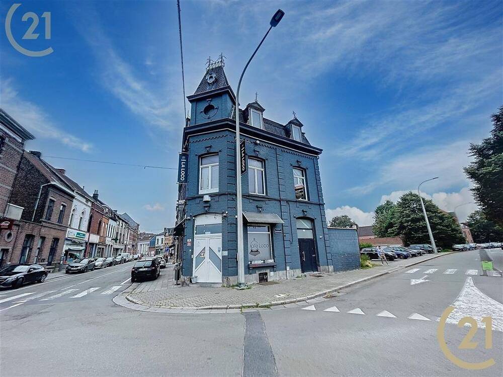 Immeuble de rapport - Immeuble à appartement à vendre à Leuze-en-Hainaut 7900 190000.00€ chambres 260.00m² - annonce 219681