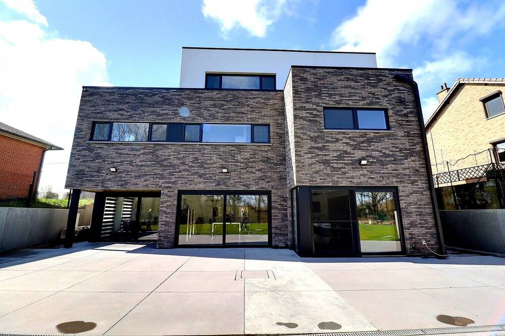 Maison à vendre à Gozée 6534 695000.00€ 4 chambres 250.00m² - annonce 505480
