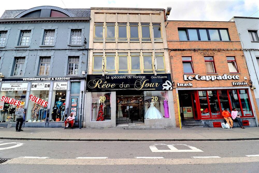 Commerce à vendre à La Louvière 7100 595000.00€ chambres 250.00m² - annonce 221869