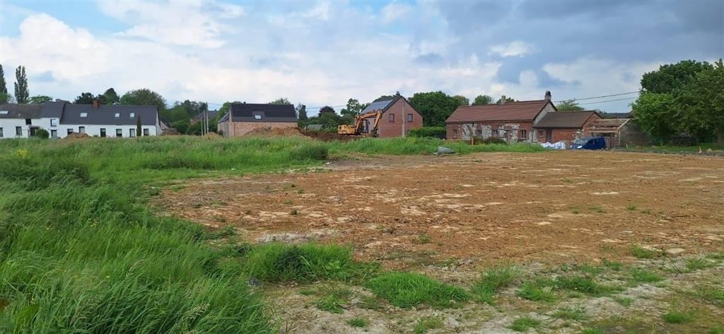 Terrain à vendre à Cambron-Saint-Vincent 7870 105000.00€ chambres m² - annonce 222290