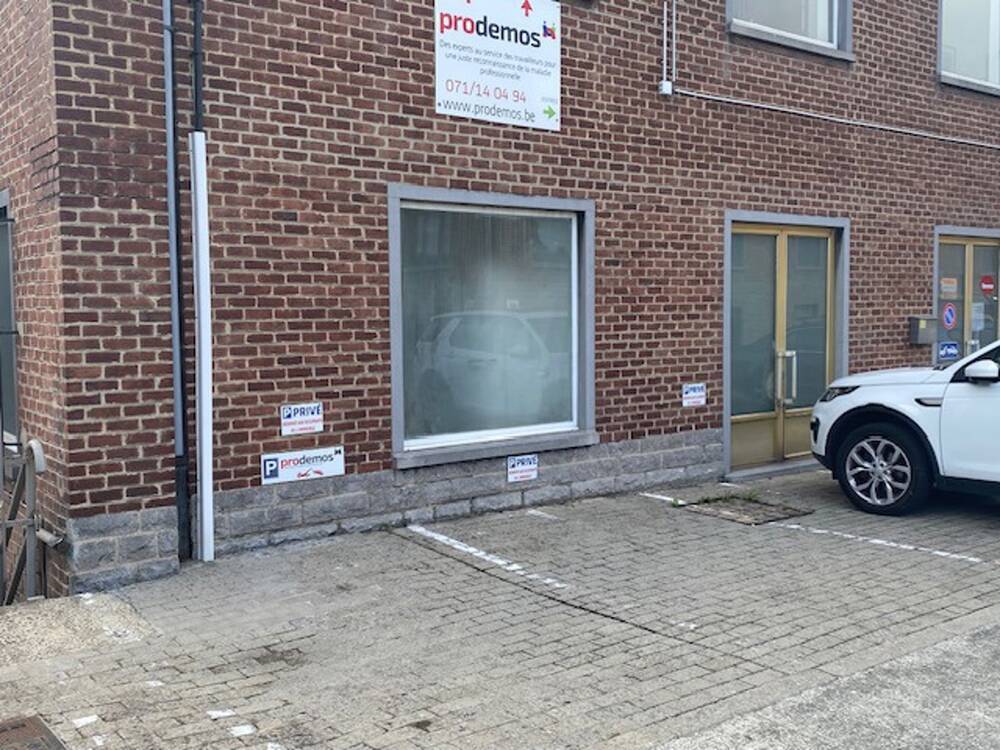 Commerce à louer à Farciennes 6240 890.00€ chambres 120.00m² - annonce 240181